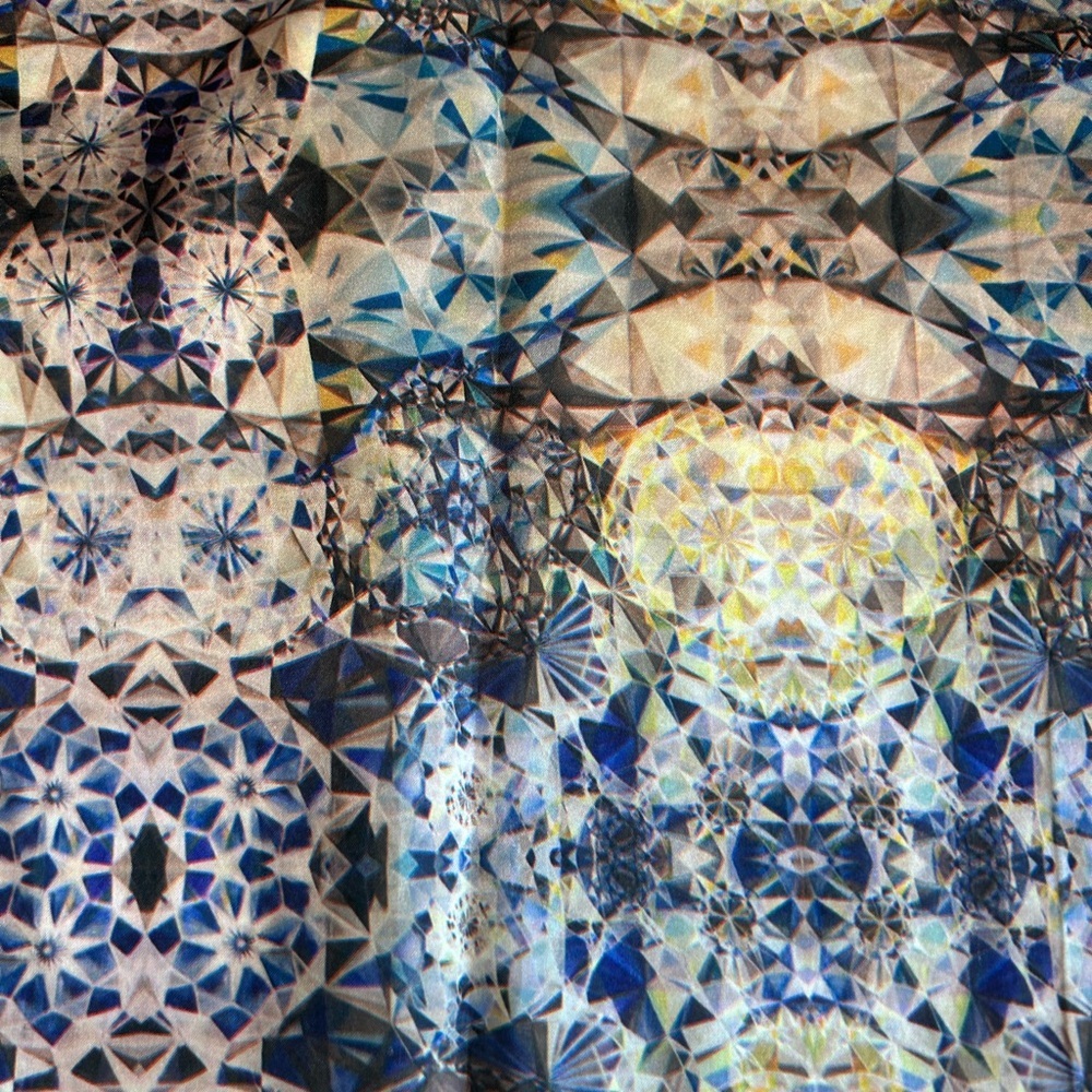 Head Scarf Printed Blue Diamond Design Scarf - Picture 2 of 3
